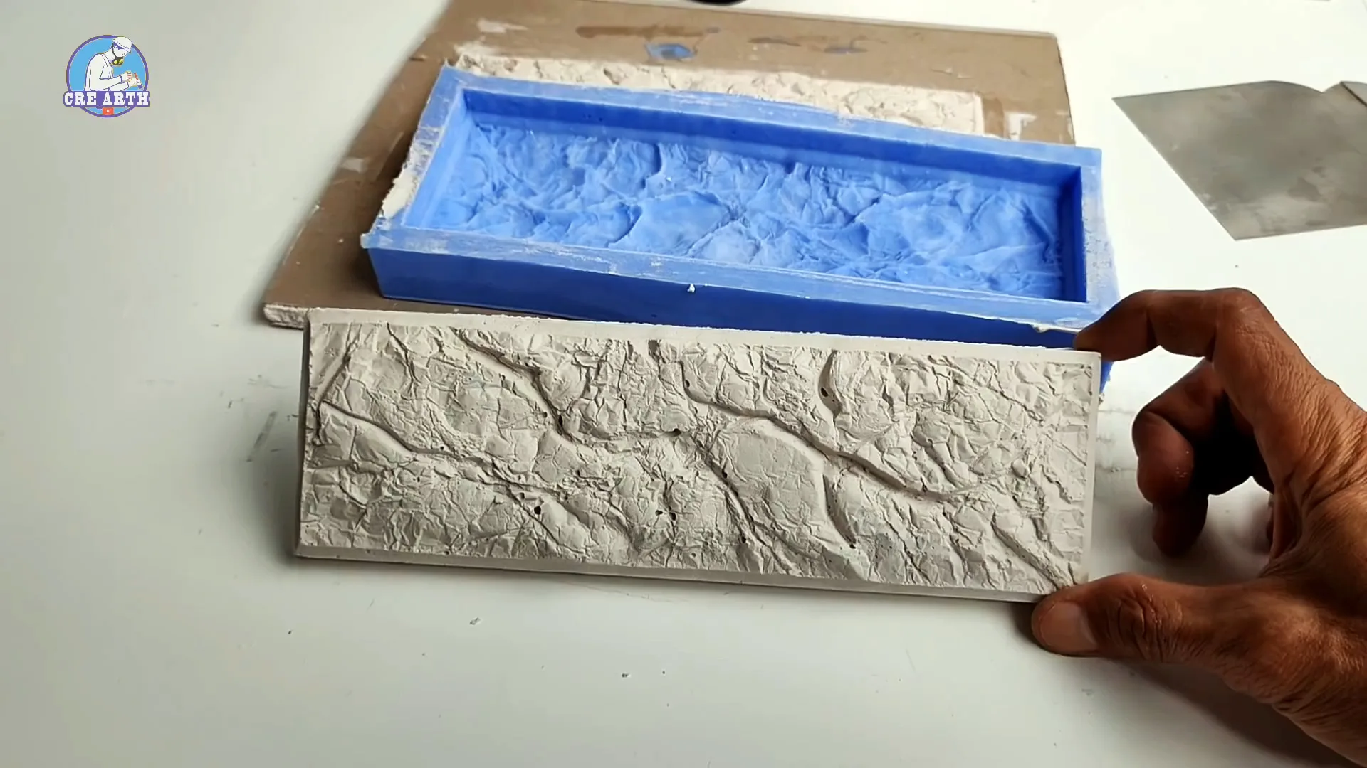 Как самому изготовить форму для отливки настенной плитки из гипса