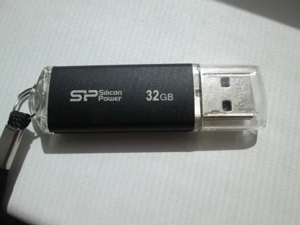 Дополнительный порт MicroUSB на флешку своими руками