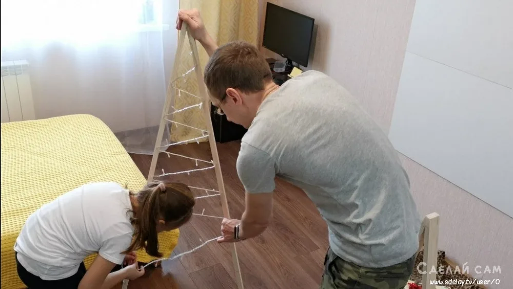 Новогодняя елка из деревянных реек своими руками