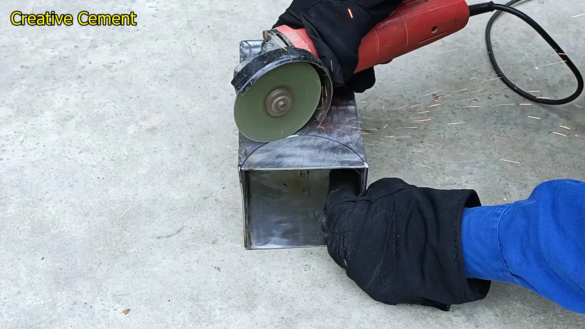 Печь 2 в 1 из старого газового баллона с духовкой и плитой для готовки