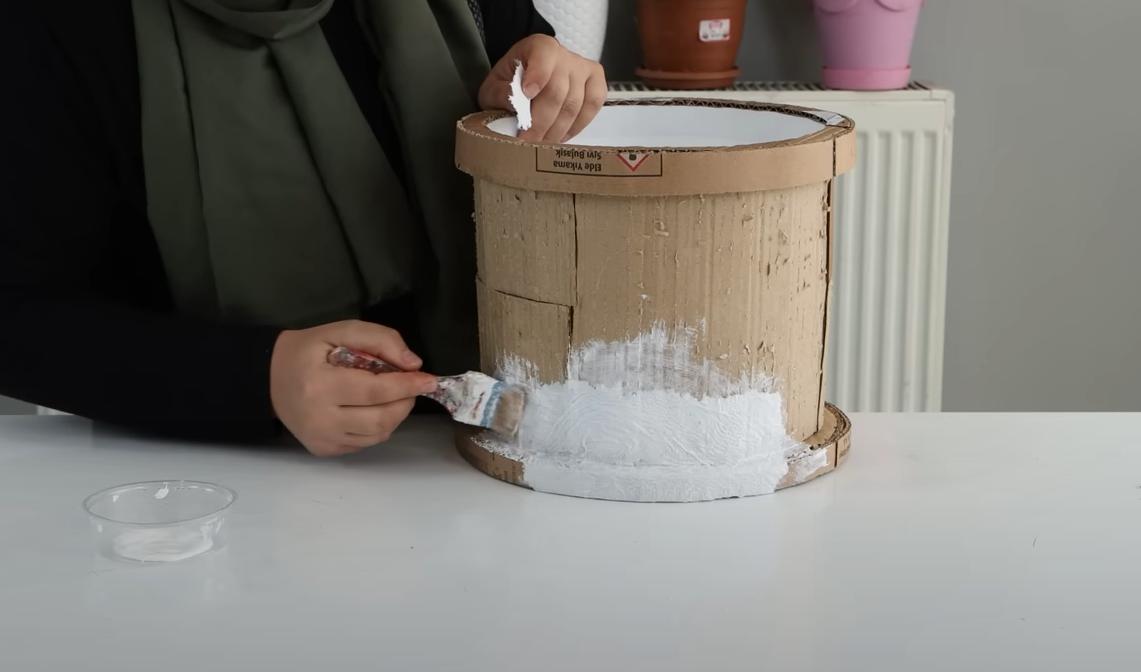 Как из пластикового ведра сделать оригинальное кашпо для сада и дачи