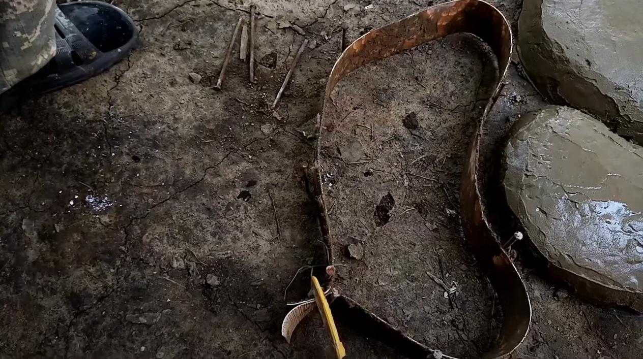 Как сделать садовую дорожку из самодельных «булыжников»