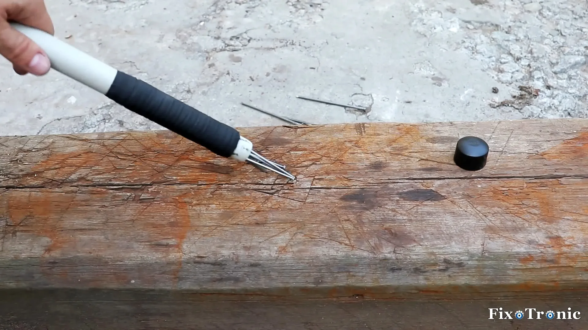 Как сделать пластиковую рукоять для молотка