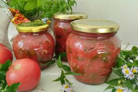 Фото к рецепту: Соус из томатов с зеленью и чесноком Фото к рецепту: Соус из томатов с зеленью и чесноком